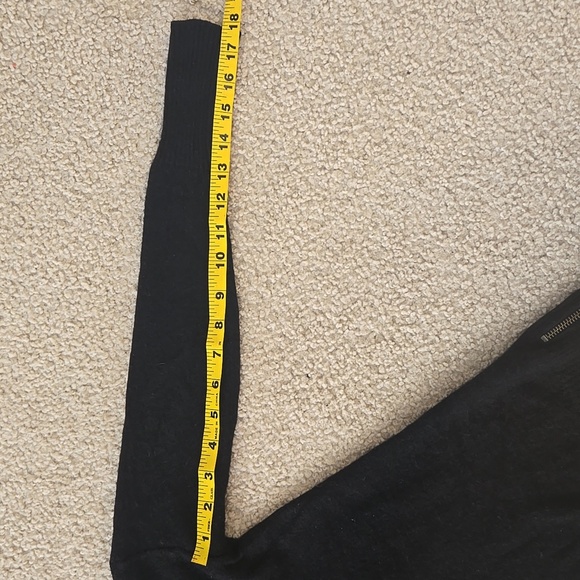 Saks Cashmere Turtleneck Sweater Size XS Black - Picture 7 of 13